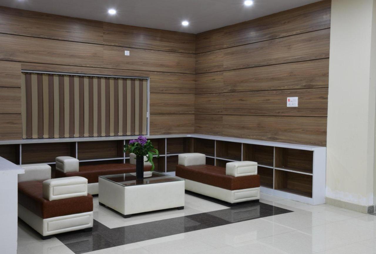 Hotel Mariya International بود جايا المظهر الخارجي الصورة