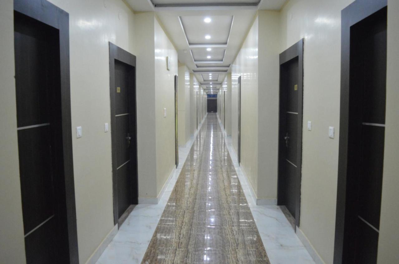 Hotel Mariya International بود جايا المظهر الخارجي الصورة